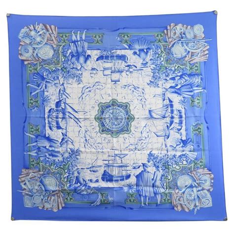 foulard hermes sequences en soie bleue carre 90 cm